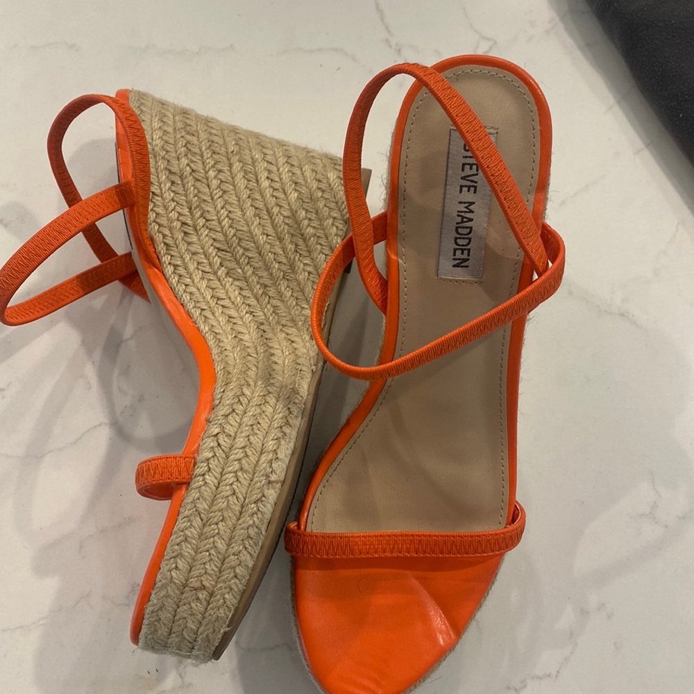 Steve Madden orange wedge 7.5